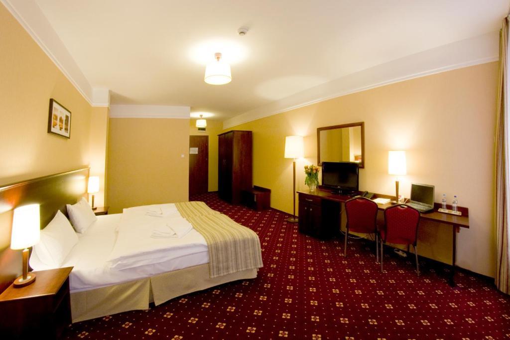 Hotel Stara Szmergielnia Bielsko-Biala Zimmer foto